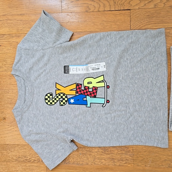 OKIE DOKIE TODDLER BOYS GRAY SHORT SLEEVE SKATER TEE SHIRT & SWEATPANTS 5T - Picture 4 of 13